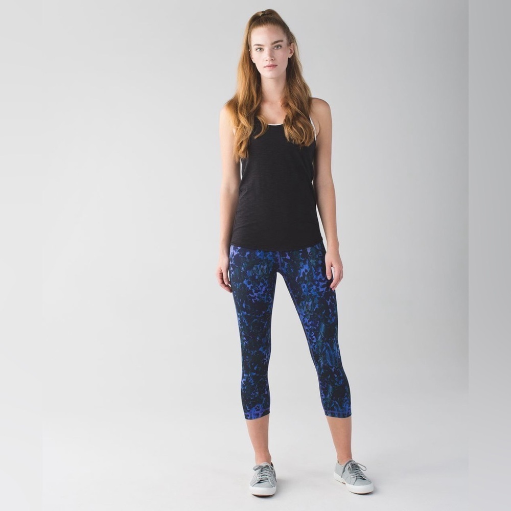 Lululemon Purple, Blue & Black Wunder Under Crop II Full-On Luon Leggings Size 4